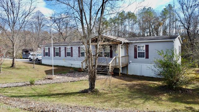 9202 Strawberry Plains Pike, Strawberry Plains, TN 37871