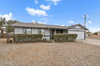 9063 W HARMONT Drive, Peoria, AZ 85345