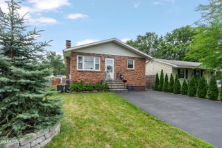 216 Gifford Road, Schenectady, NY 12304