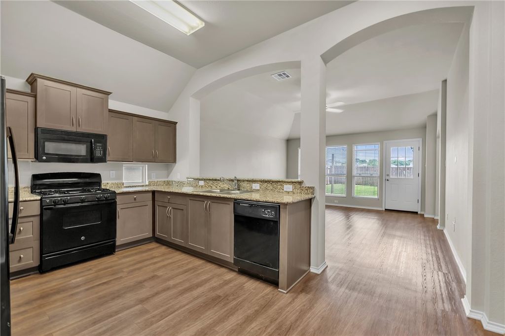 5245 Sagewood Drive, College Station, TX 77845 — photo 4