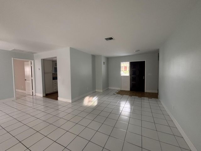 1160 SE 12th Street, Stuart, FL 34996