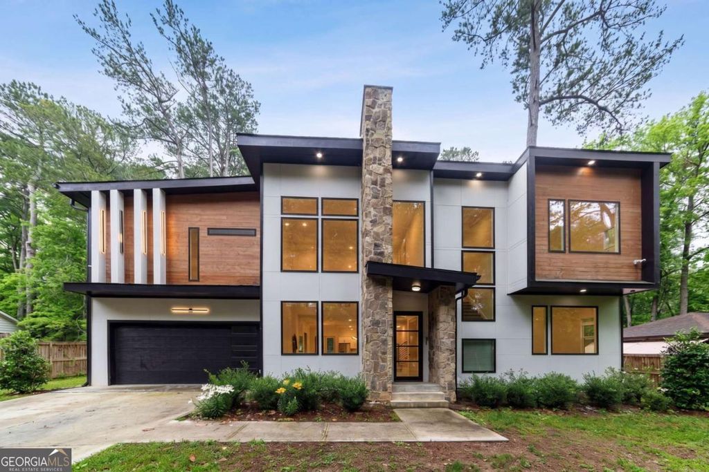 2963 Orion Drive, Decatur, GA 30033
