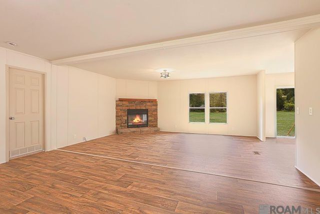 30288 Pine Alley Rd, Springfield, LA 70462