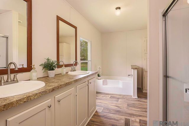 30288 Pine Alley Rd, Springfield, LA 70462