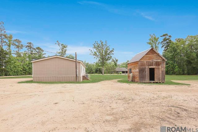 30288 Pine Alley Rd, Springfield, LA 70462