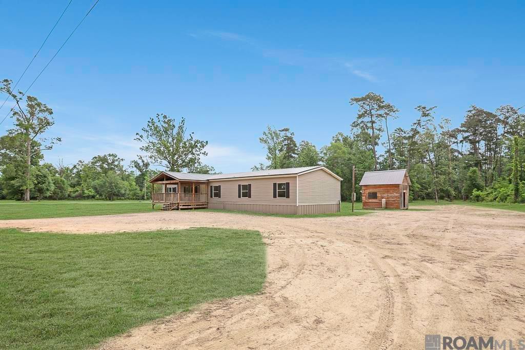 30288 Pine Alley Rd, Springfield, LA 70462