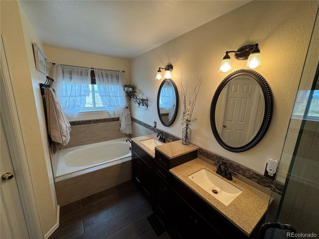 9818 Foxhill Circle, Highlands Ranch, CO 80129