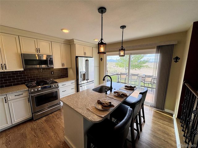 9818 Foxhill Circle, Highlands Ranch, CO 80129