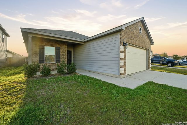 14651 Latigo, Elmendorf, TX 78112