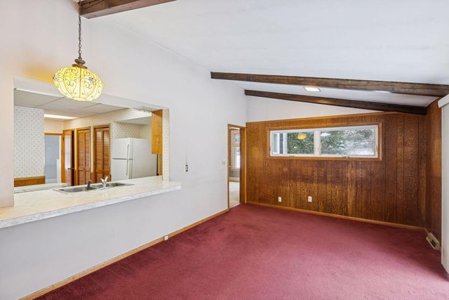 2470 Beverly Road, Saint Paul, MN 55104