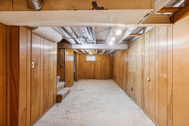 2470 Beverly Road, Saint Paul, MN 55104