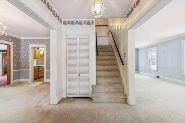 2470 Beverly Road, Saint Paul, MN 55104