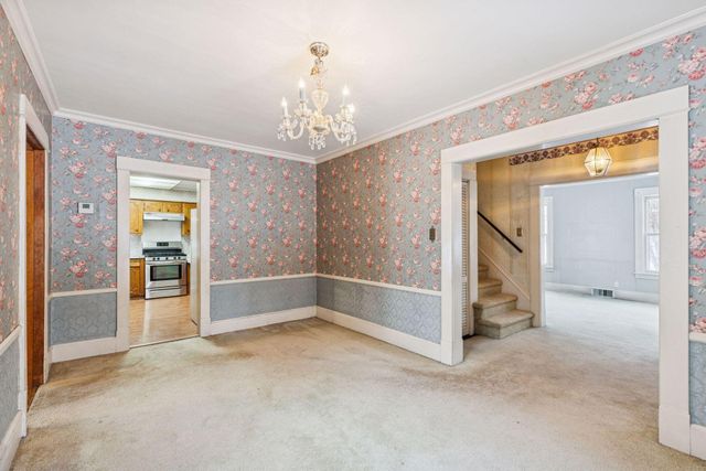 2470 Beverly Road, Saint Paul, MN 55104