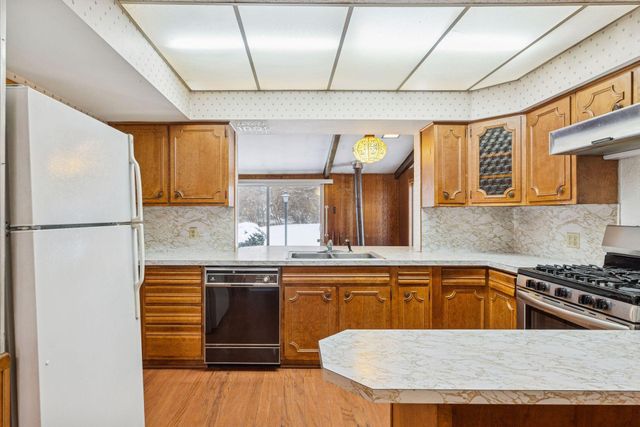 2470 Beverly Road, Saint Paul, MN 55104