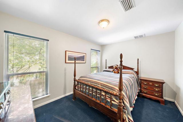 1019 Ridgeley Drive, Hilshire Village, TX 77055