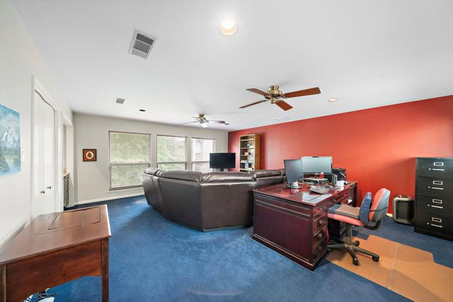 1019 Ridgeley Drive, Hilshire Village, TX 77055