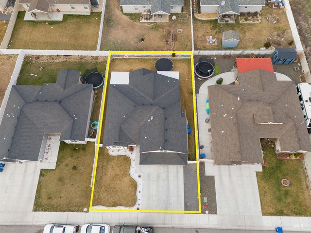 808 E Ave J, Jerome, ID 83338