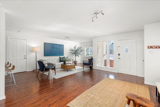 5108 Emerald Forest DR, Austin, TX 78745