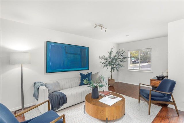 5108 Emerald Forest DR, Austin, TX 78745