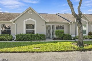 10808 King George LN 2602, Naples, FL 34109