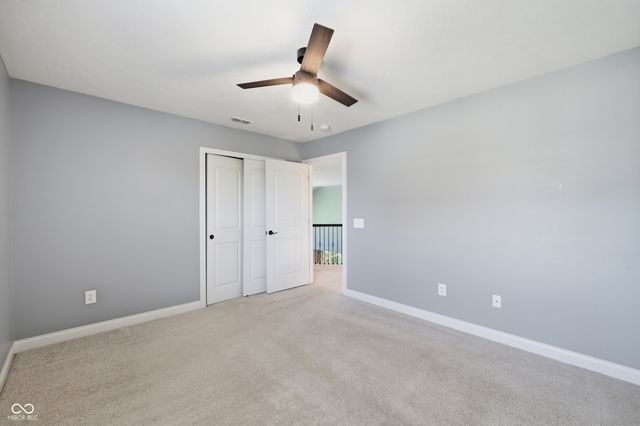 8842 Windpointe Pass, Zionsville, IN 46077