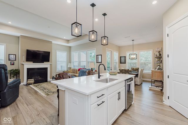 10725 Crum Court, Fishers, IN 46037