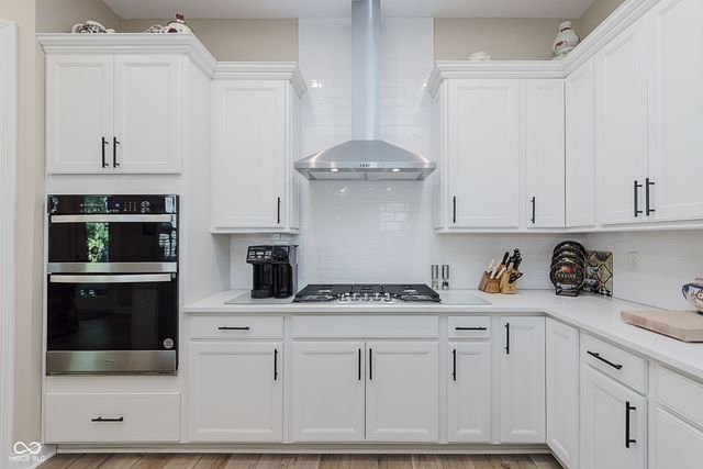 10725 Crum Court, Fishers, IN 46037