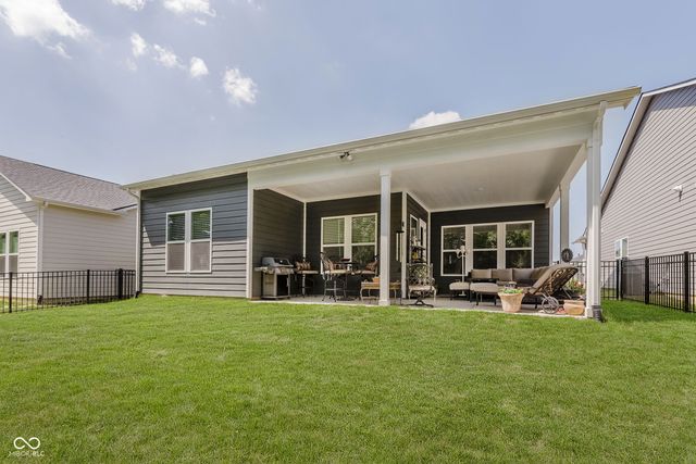 10725 Crum Court, Fishers, IN 46037