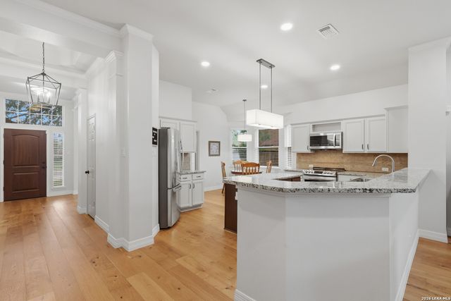 24934 Crescent Trce, San Antonio, TX 78258