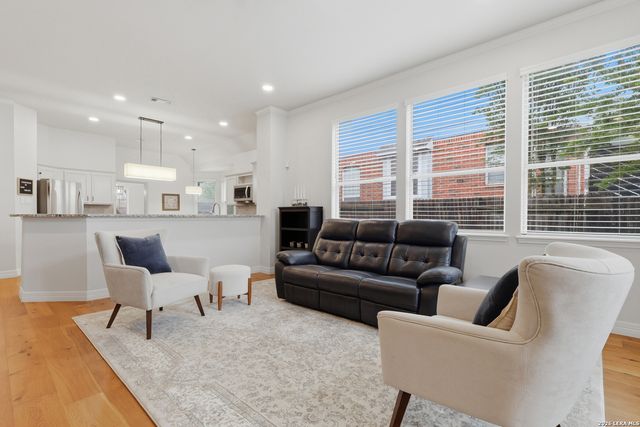 24934 Crescent Trce, San Antonio, TX 78258