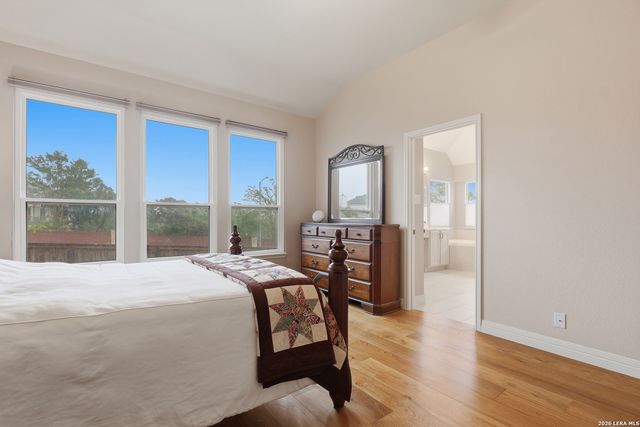 24934 Crescent Trce, San Antonio, TX 78258