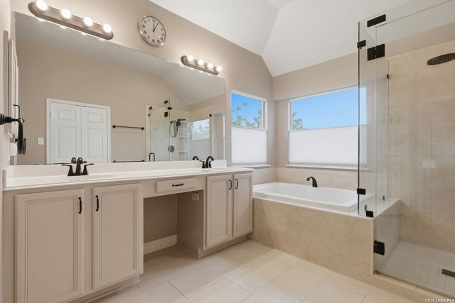 24934 Crescent Trce, San Antonio, TX 78258