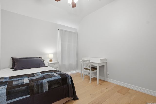 24934 Crescent Trce, San Antonio, TX 78258