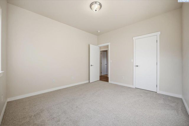 506 Cherokee St, Richland, WA 99352