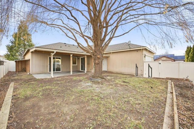 506 Cherokee St, Richland, WA 99352