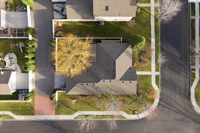 506 Cherokee St, Richland, WA 99352