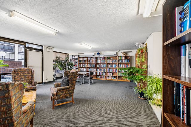 5455 N Sheridan Road 509, Chicago, IL 60640