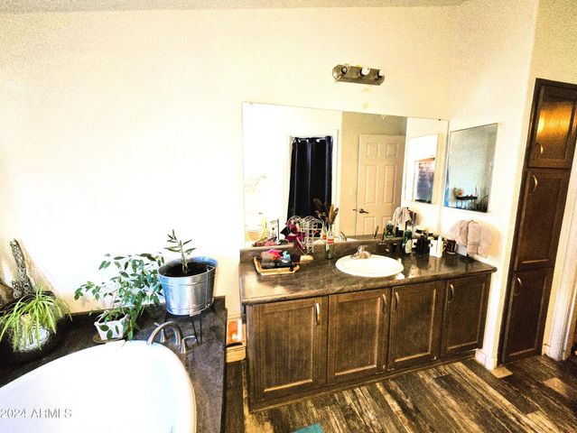 20435 E Wagon Wheel Circle, Black Canyon City, AZ 85324