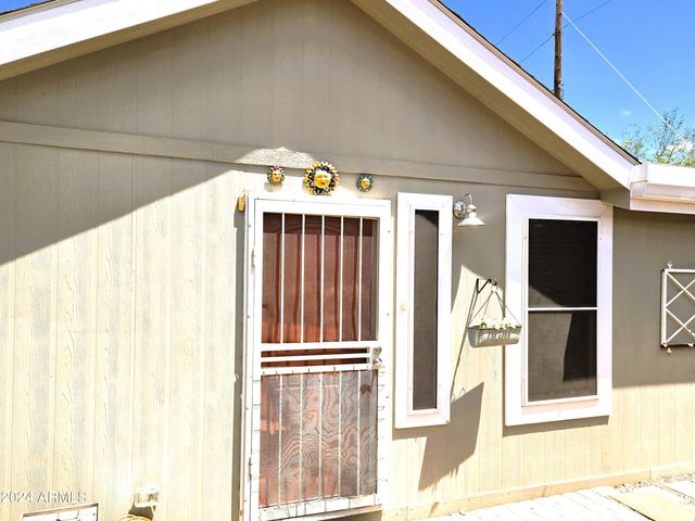 20435 E Wagon Wheel Circle, Black Canyon City, AZ 85324