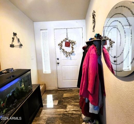 20435 E Wagon Wheel Circle, Black Canyon City, AZ 85324