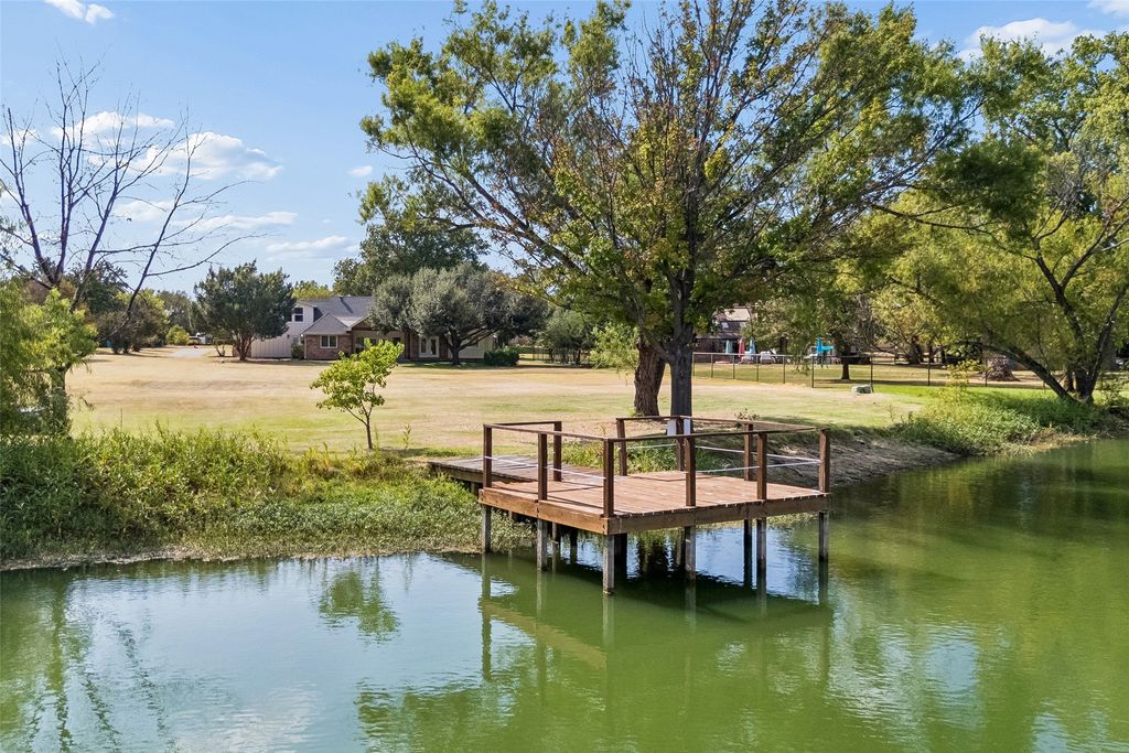 131 Oak Grove Circle, Double Oak, TX 75077 — photo 4