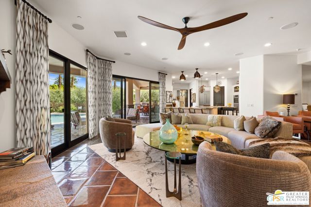 248 E Palo Verde Avenue, Palm Springs, CA 92264