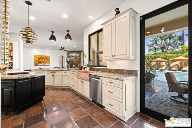 248 E Palo Verde Avenue, Palm Springs, CA 92264