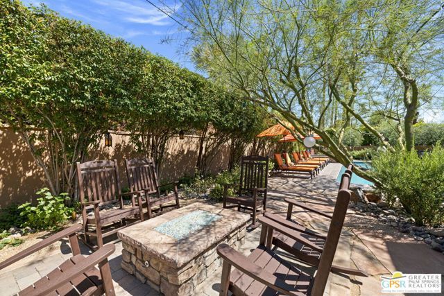 248 E Palo Verde Avenue, Palm Springs, CA 92264