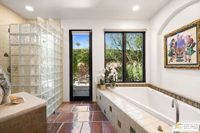 248 E Palo Verde Avenue, Palm Springs, CA 92264