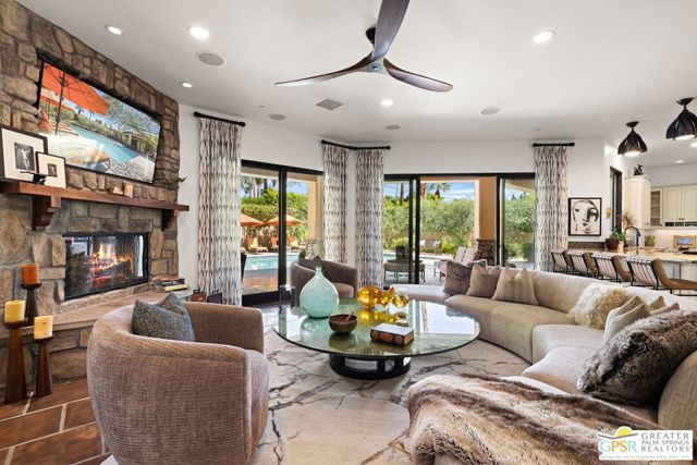 248 E Palo Verde Avenue, Palm Springs, CA 92264