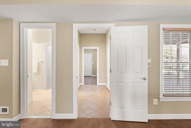 17030 THOUSAND OAKS DR, Haymarket, VA 20169