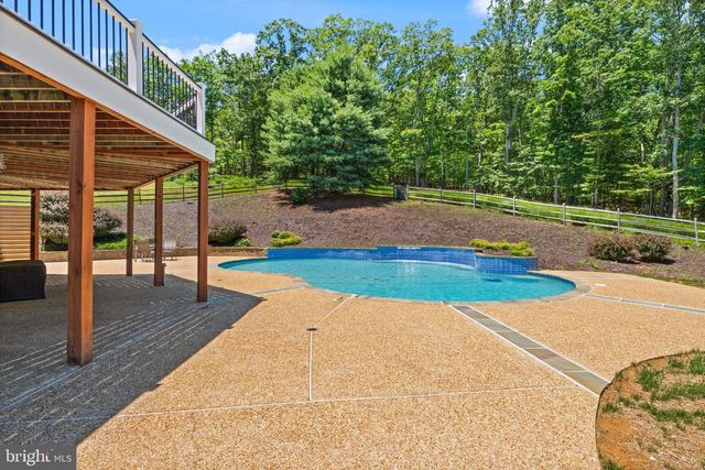 17030 THOUSAND OAKS DR, Haymarket, VA 20169