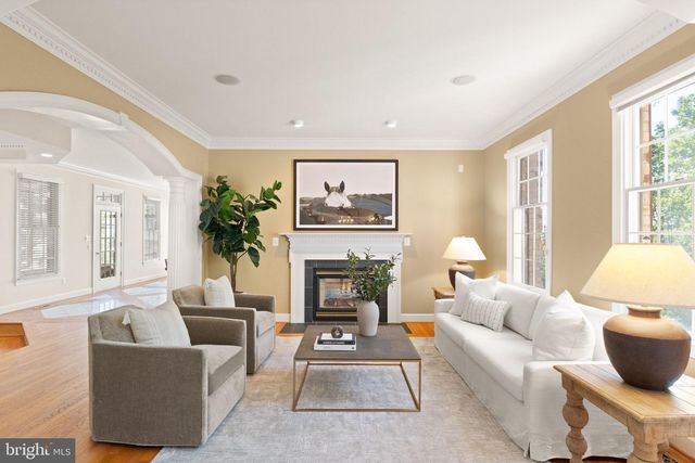 17030 THOUSAND OAKS DR, Haymarket, VA 20169