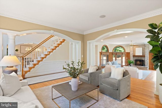 17030 THOUSAND OAKS DR, Haymarket, VA 20169